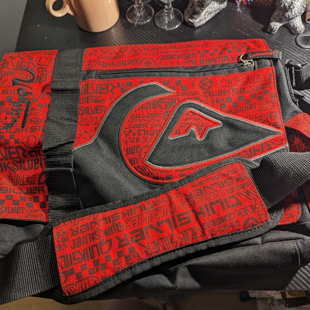 Quicksilver Messenger bag